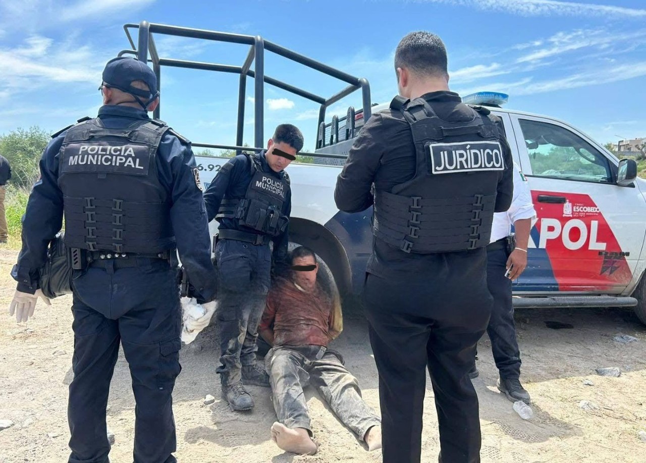 Sujeto apuñala a sus compañeros y desata persecución en Escobedo