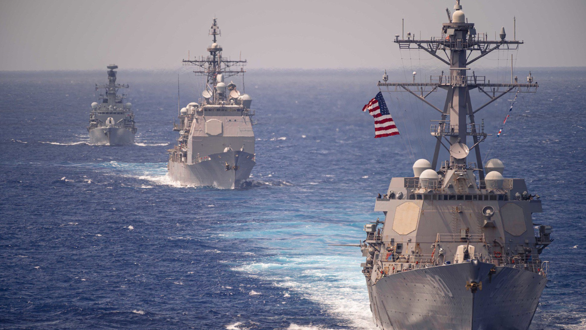 EU envía destructores con misiles guiados cerca de Venezuela