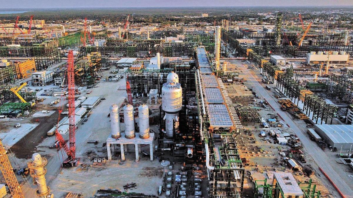 Cayó 9.51% refinación en Dos Bocas, reporta Pemex