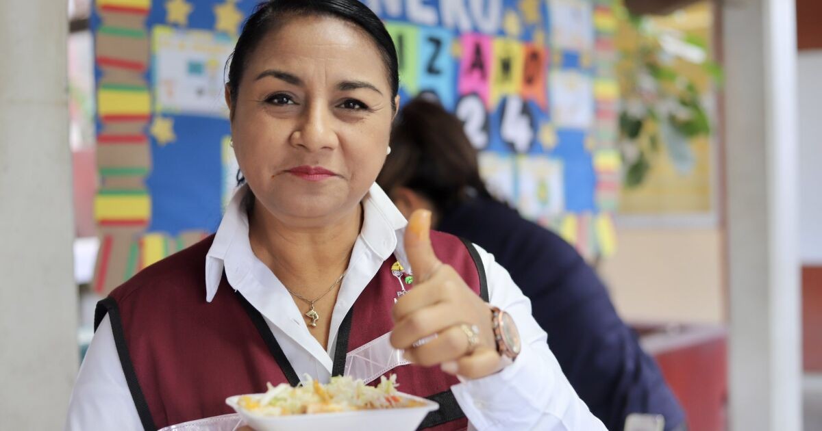 Vinculan a ex alcaldesa de Manzanillo por el presunto desvío de 35 mdp