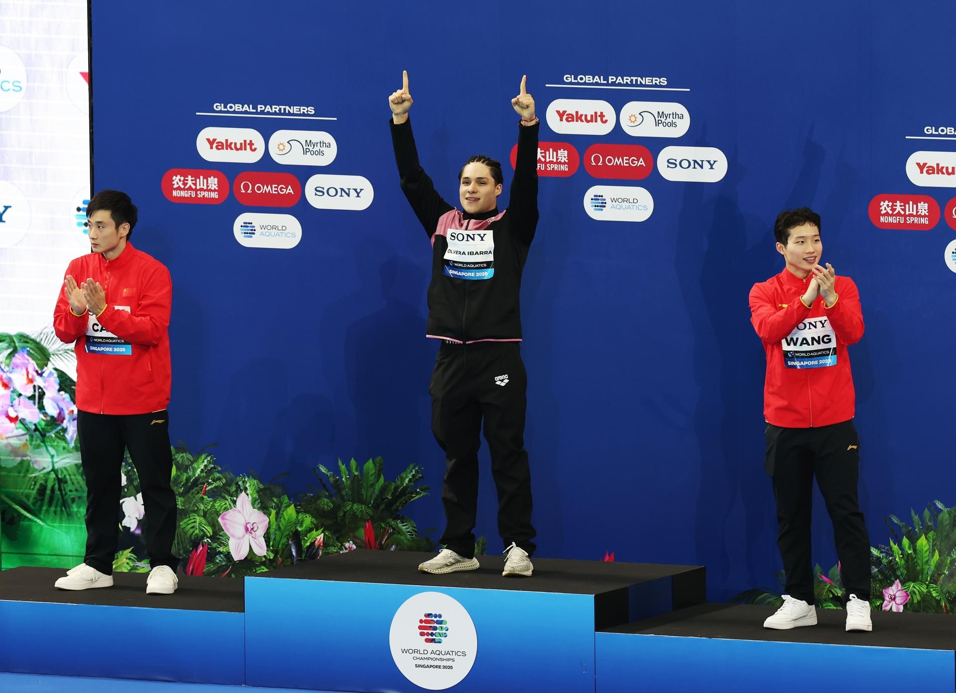 Osmar Olvera gana medalla de oro en Mundial de Clavados 2025