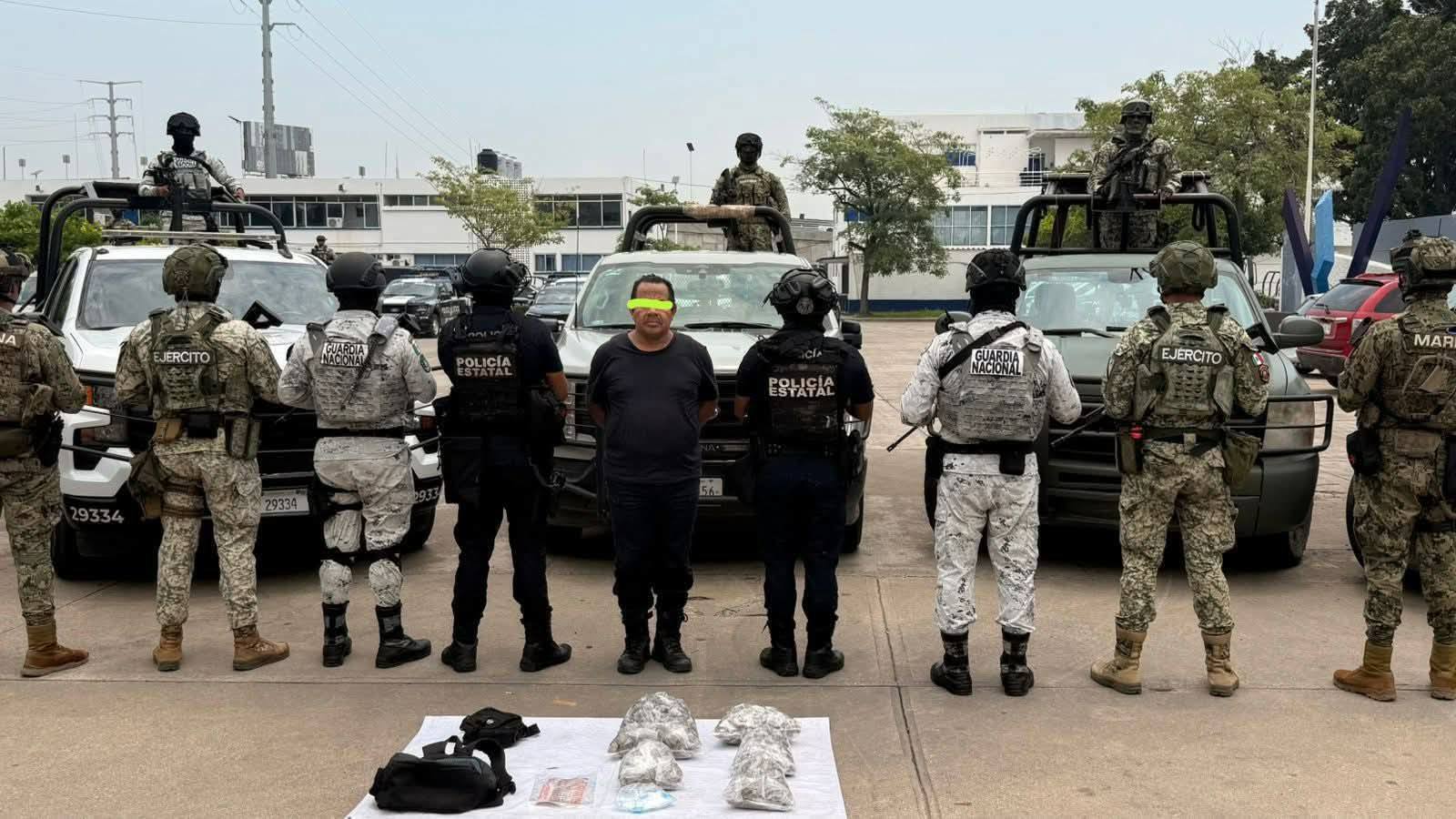 Detienen a “El Motor”, jefe de la policía en Tabasco ligado a “La Barredora”