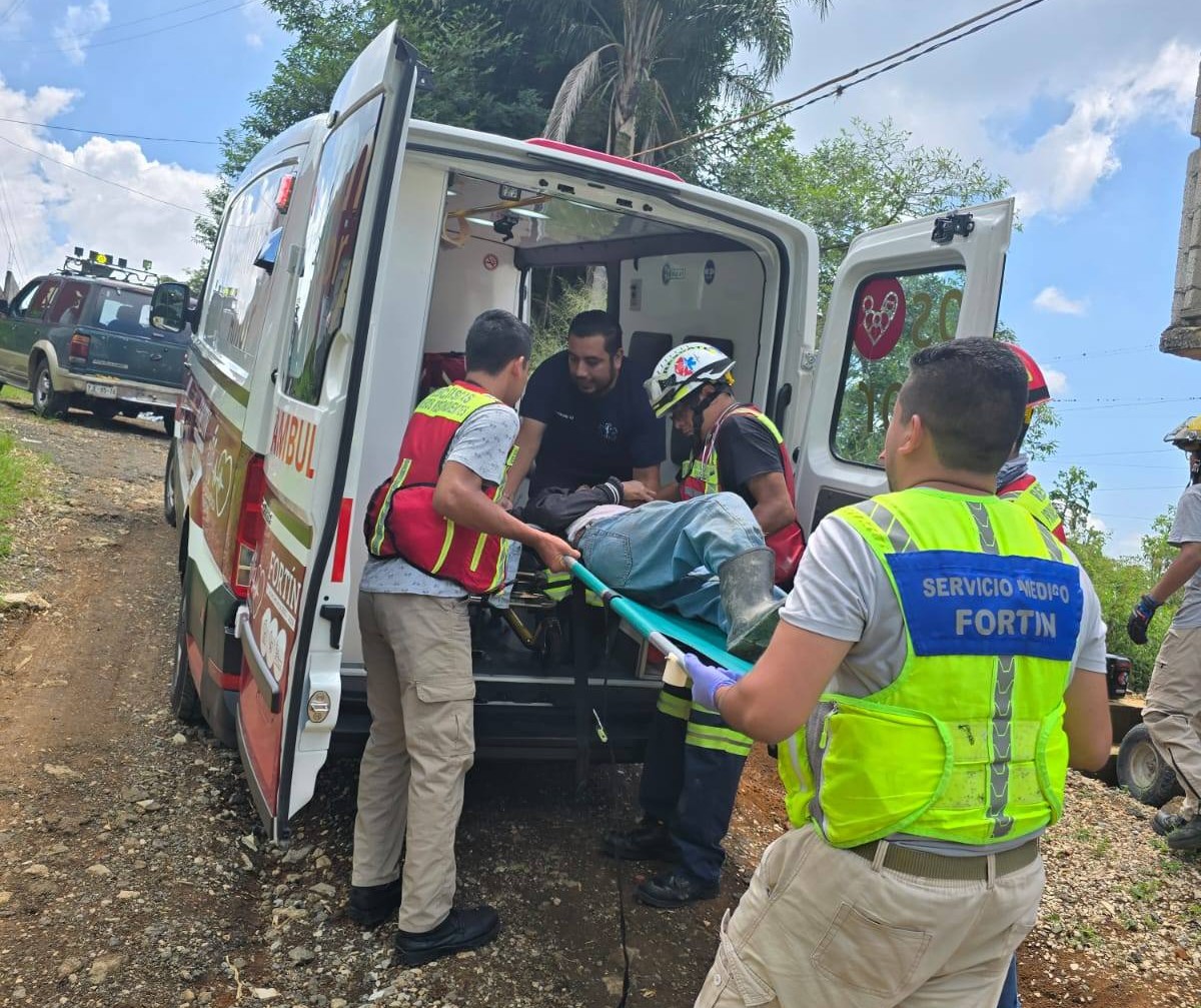 Adulto mayor sufre fuerte accidente en cuatrimoto