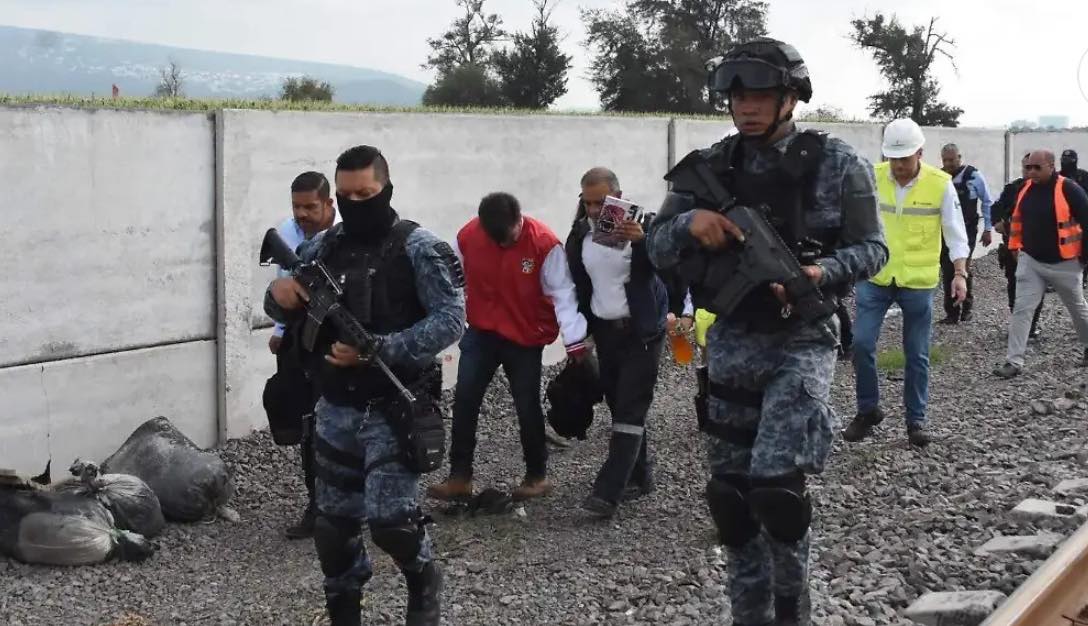 Maquinista involucrado en accidente que provocó la muerte de 6 personas en Irapuato, baja de locomotora
