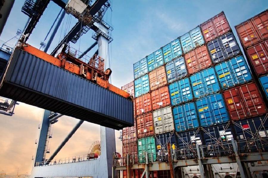 Sheinbaum envía a San Lázaro iniciativa para aumentar aranceles a más de mil productos importados