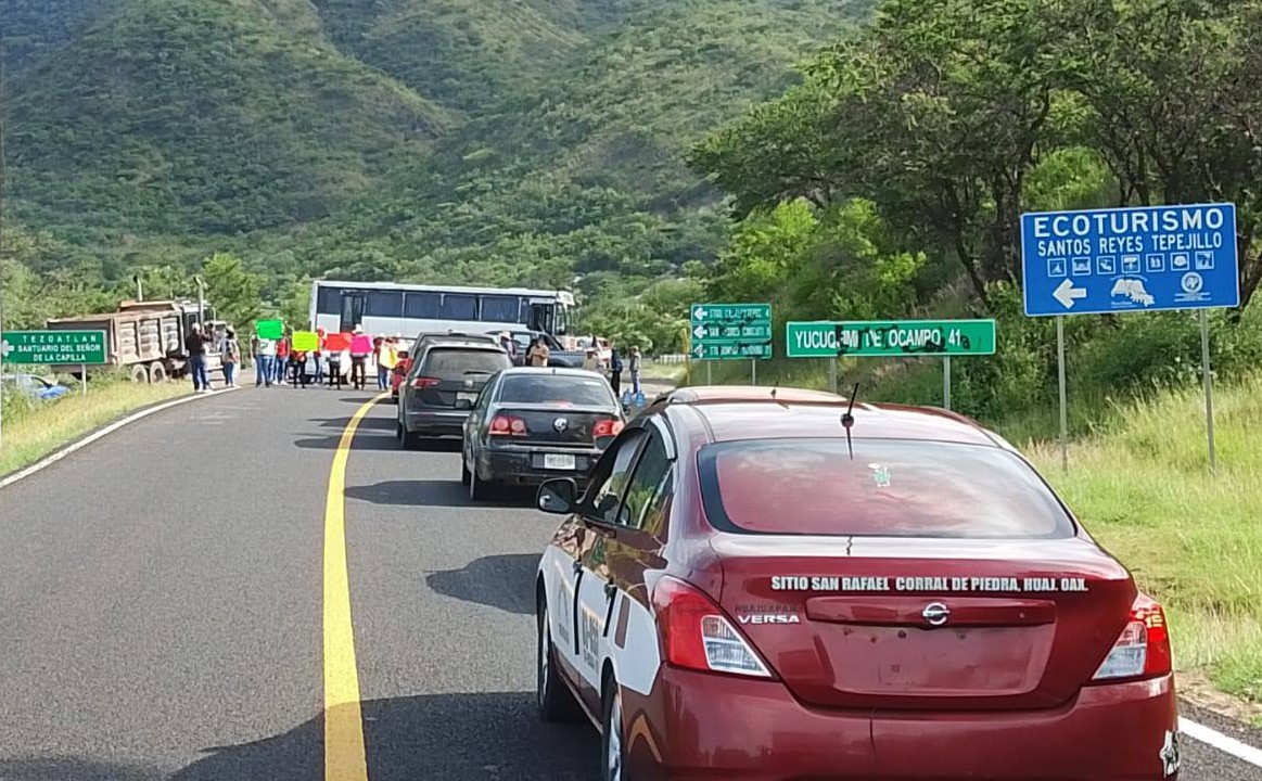 Bloqueada la carretera Huajuapan-Oaxaca