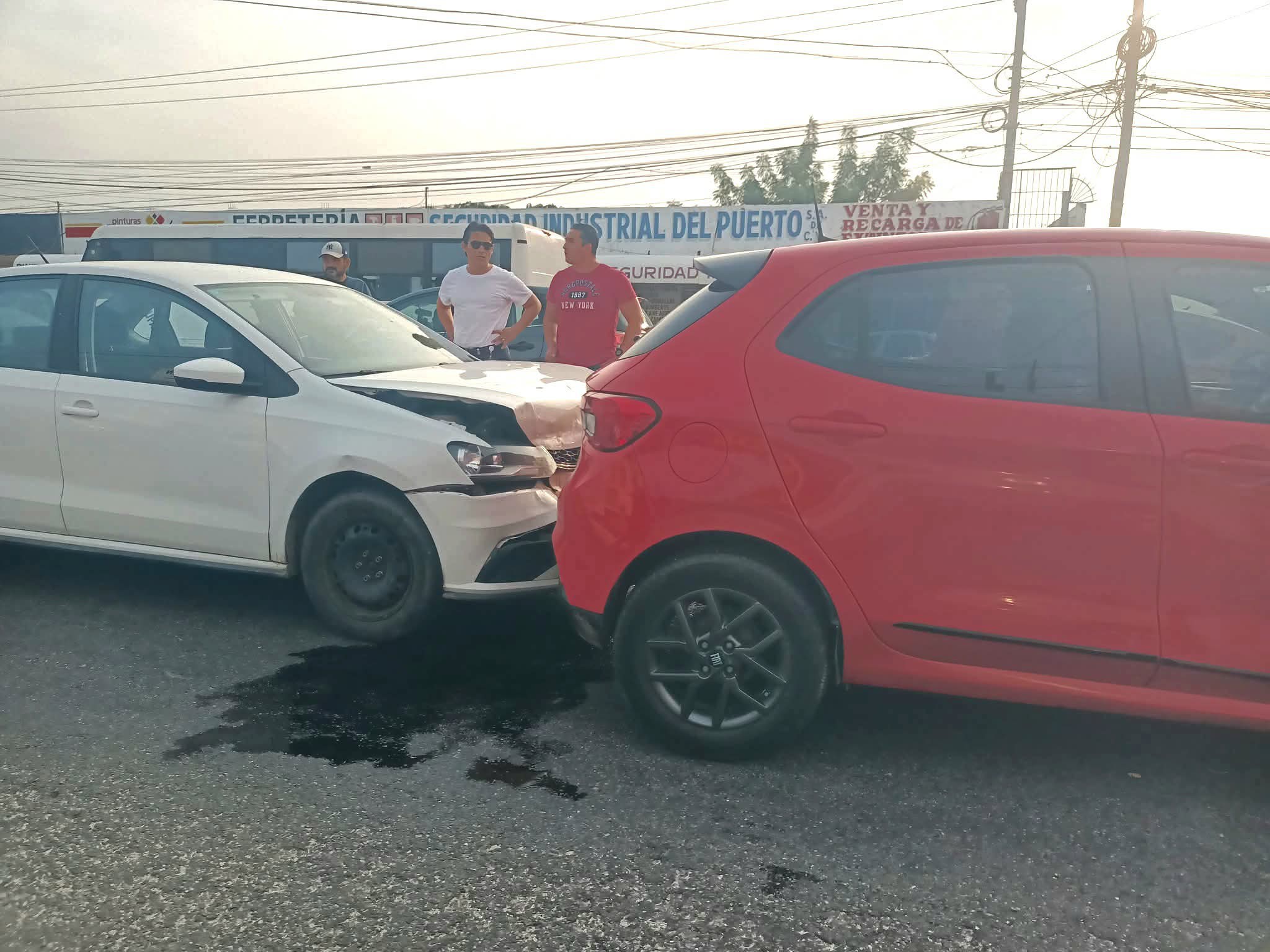 Choque por alcance en el puerto de Salina Cruz