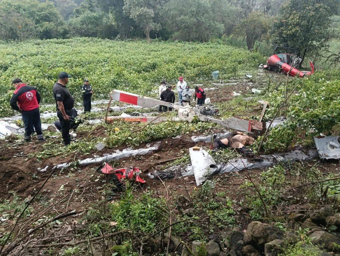 Dos muertos tras desplome de helicóptero en Edomex