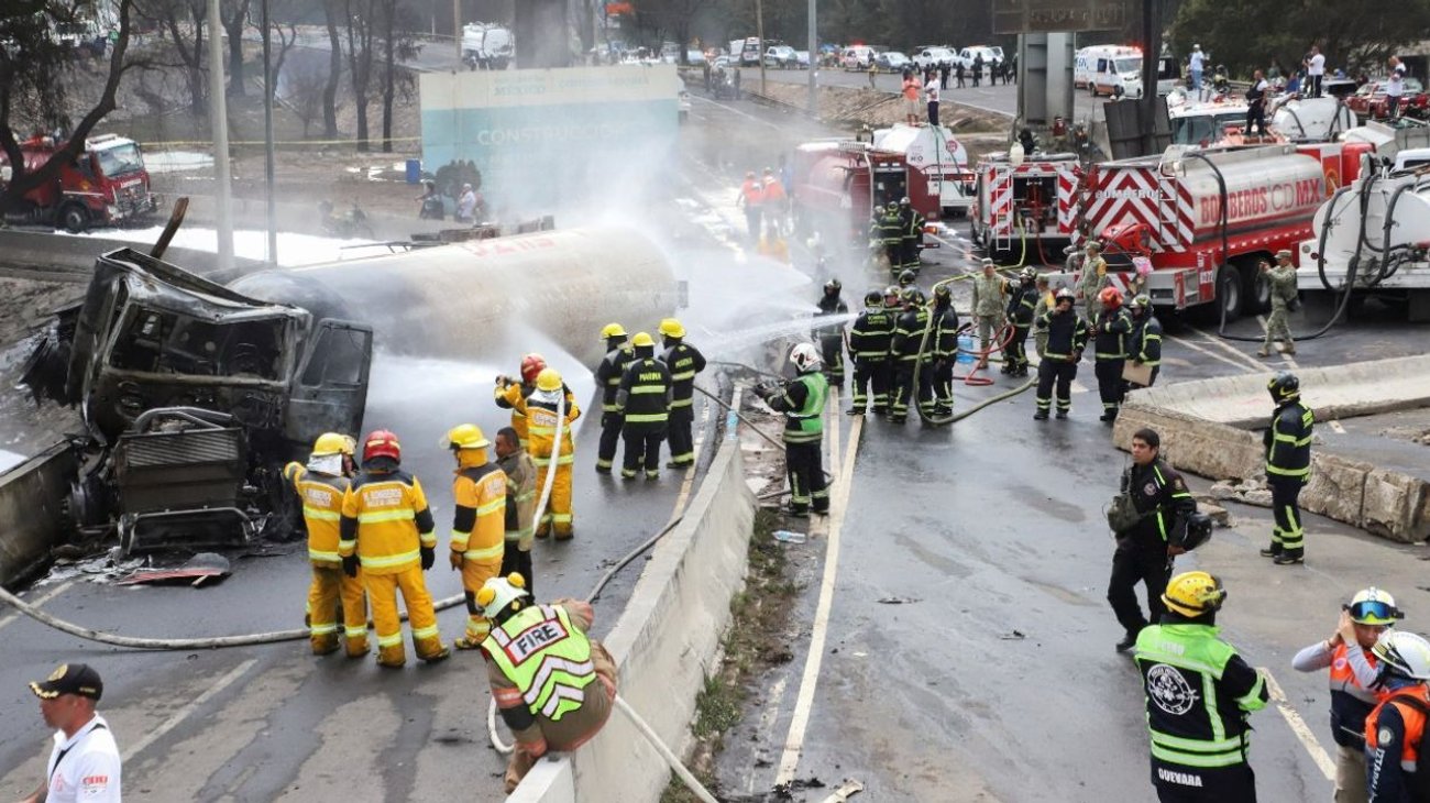 Sube a 25 los muertos por explosión de pipa de gas en Iztapalapa