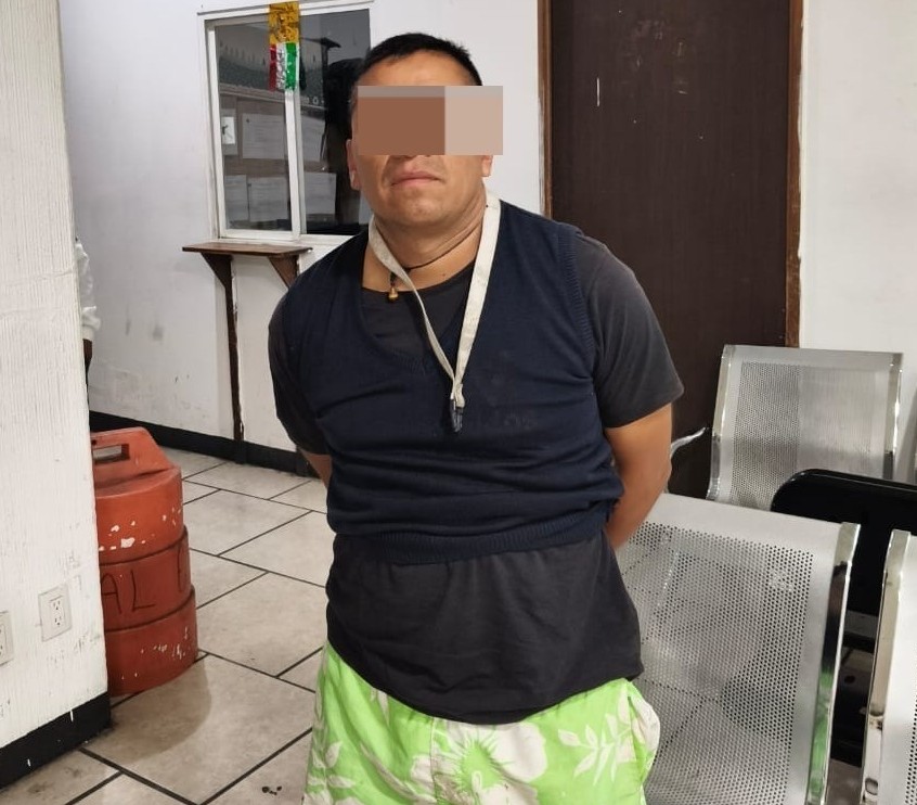 Detienen a sujeto acusado de robo de un teléfono