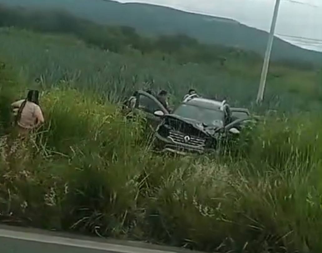 Choque frontal en Santo Domingo Tlaltinango deja dos personas lesionadas