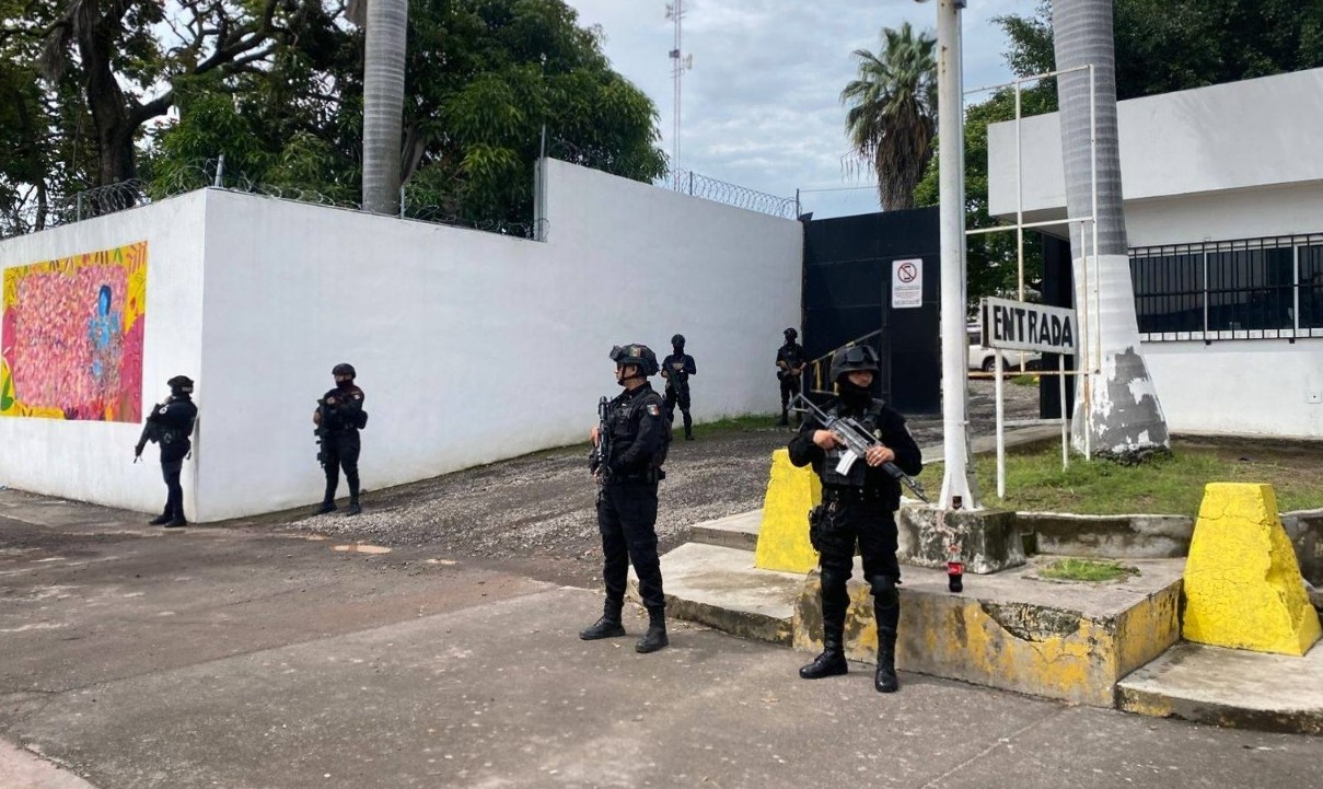 Tres muertos tras riña en el penal de Tepic