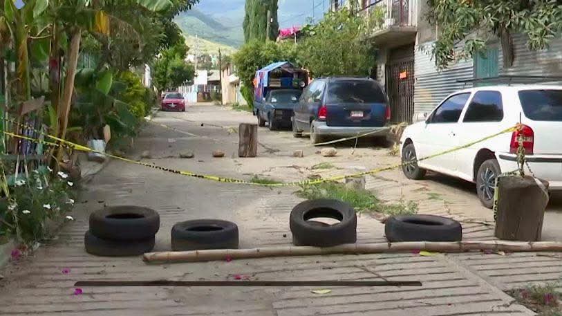 Cierran calle en la colonia Jardín ante hundimiento