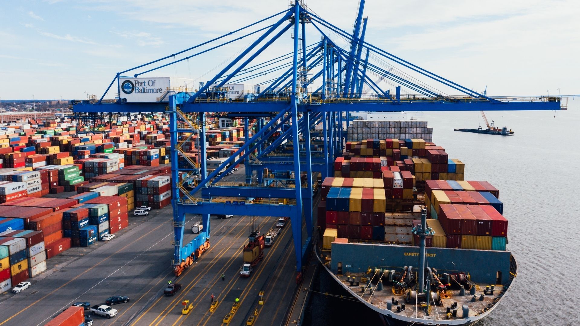 México reporta un déficit comercial de 2,399.5 millones de dólares en septiembre