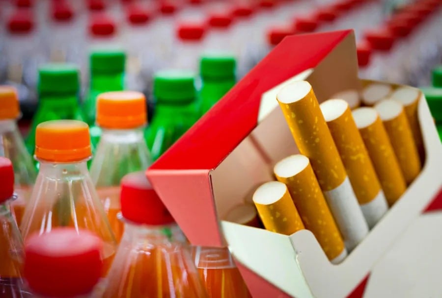 Senadores aprueban incremento de impuestos a cigarros, bebidas, electrolitos y derechos por servicios