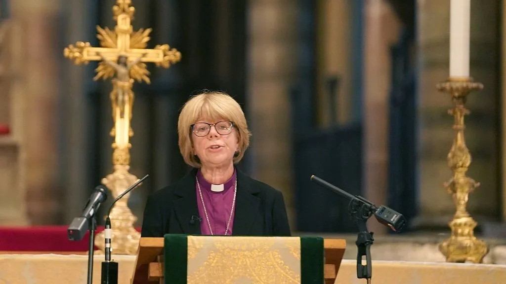 Sarah Mullally, primera mujer que liderará la Iglesia anglicana