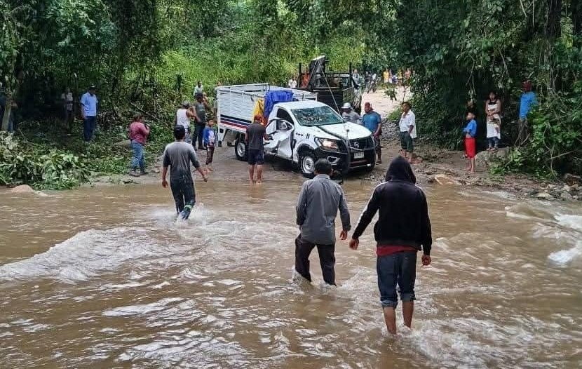 Localizan a menor arrastrado por el río en Santa María Colotepec