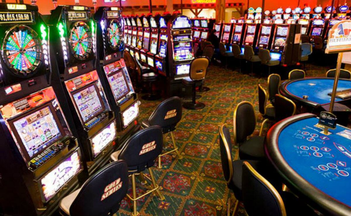 Hacienda detecta red de lavado en 13 casinos de ocho estados del país
