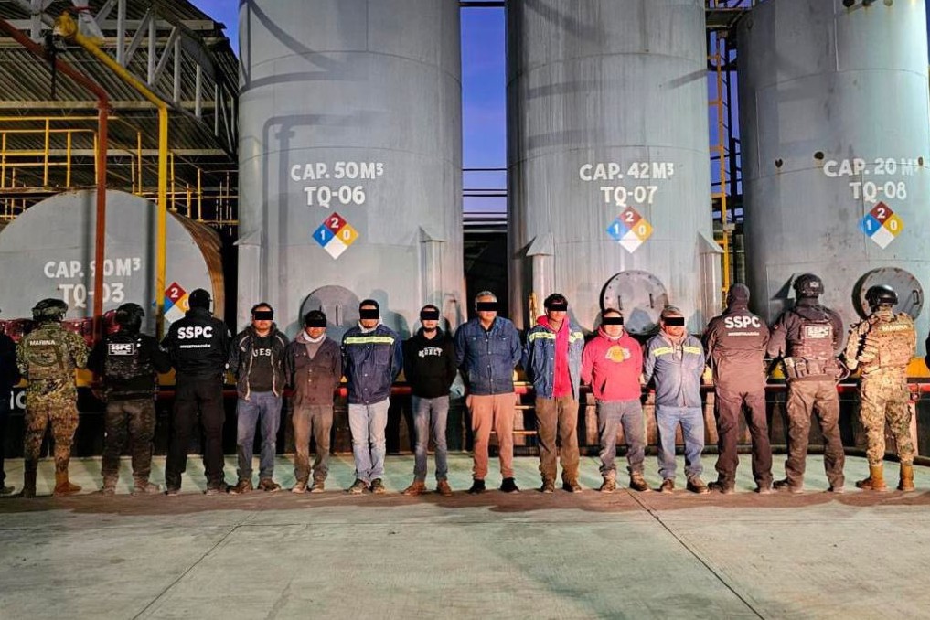 Aseguran refinería clandestina en Perote, Veracruz