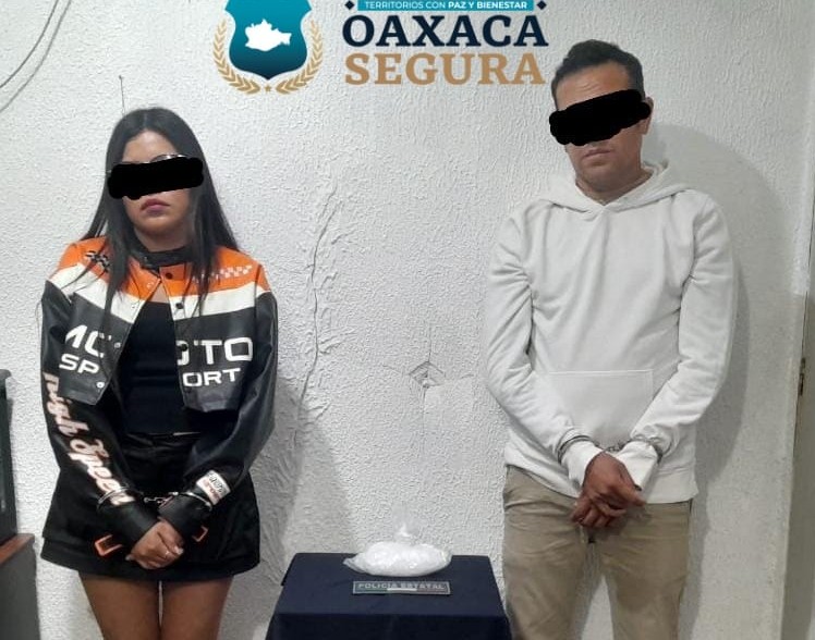 Detienen a dos personas con droga en Huajuapan de León