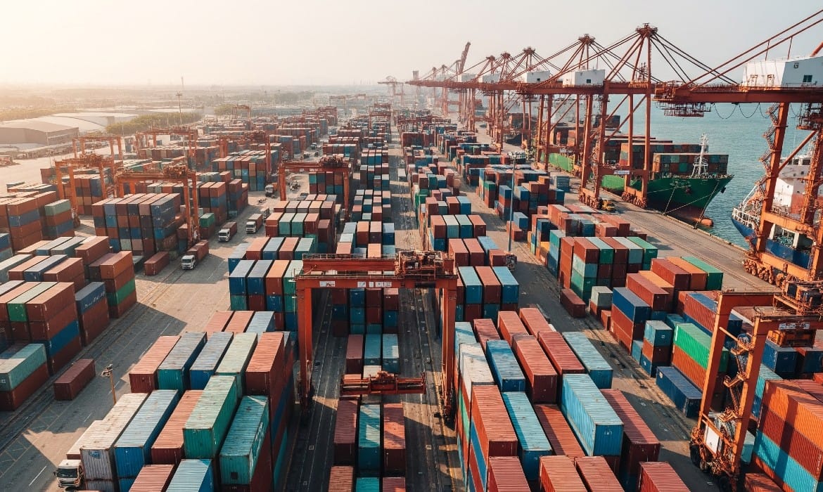 Exportaciones mexicanas aumentan 14.2%