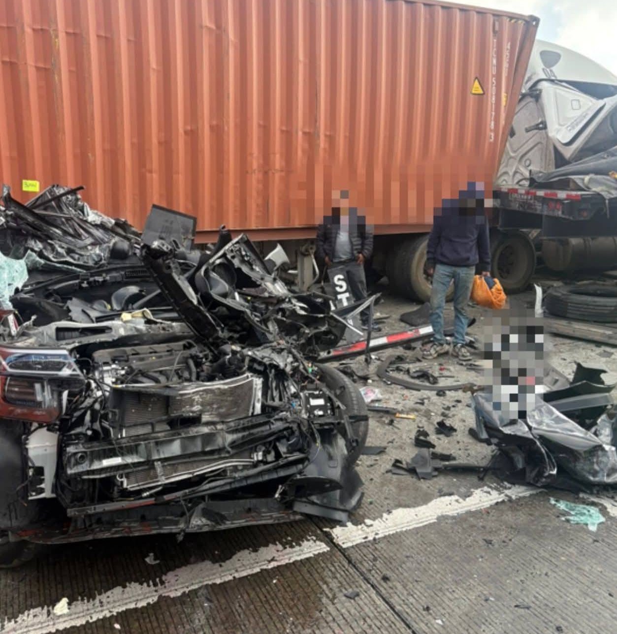 Cinco personas lesionadas tras accidente en la carretera Querétaro-México