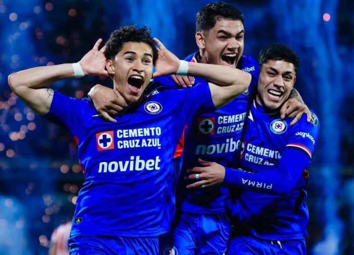 Cruz Azul vence a Chivas para avanzar a las semifinales