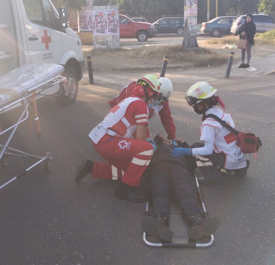 Atropellan a elemento de la Policía Estatal en el Parque del Amor