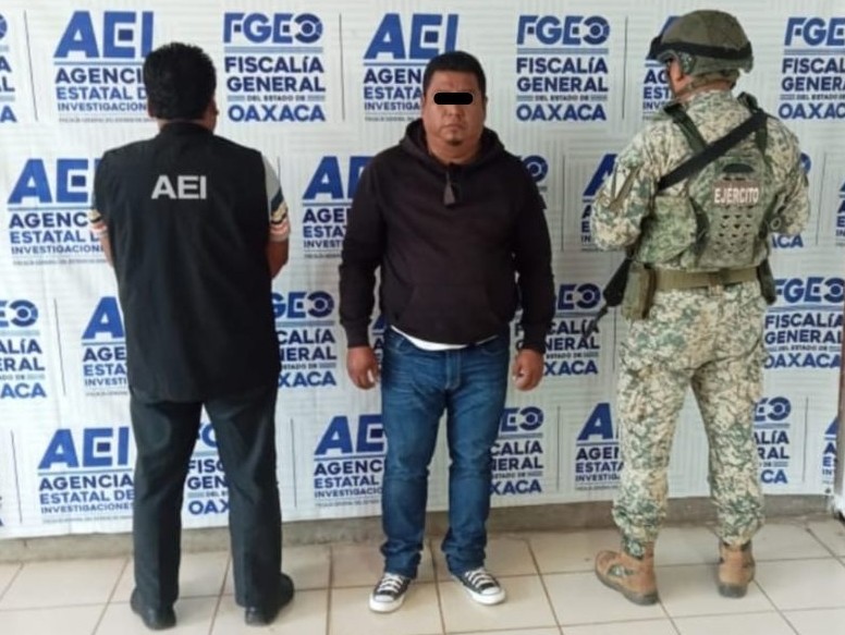 Detiene a maestro por pederastia agravada cometida en escuela de San José Chiltepec