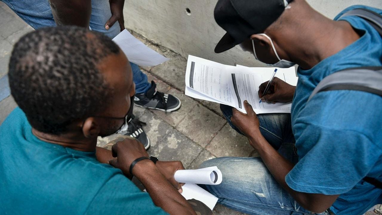 Venta ilegal de actas de nacimiento y matrimonio a migrantes opera desde 2013