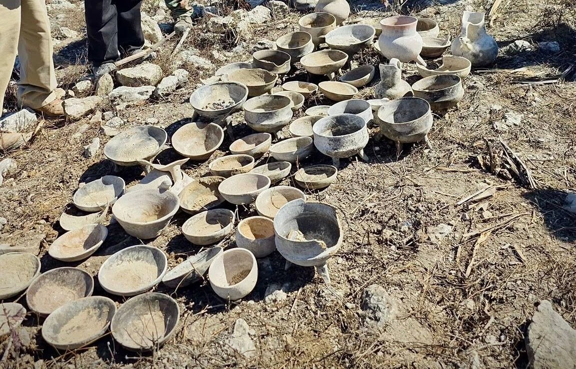 INAH investiga hallazgo de presuntas piezas prehispánicas en Oaxaca