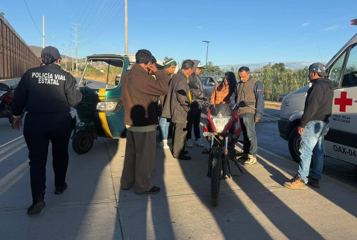 Choca mototaxi contra motociclista en inmediaciones del Parque Primavera