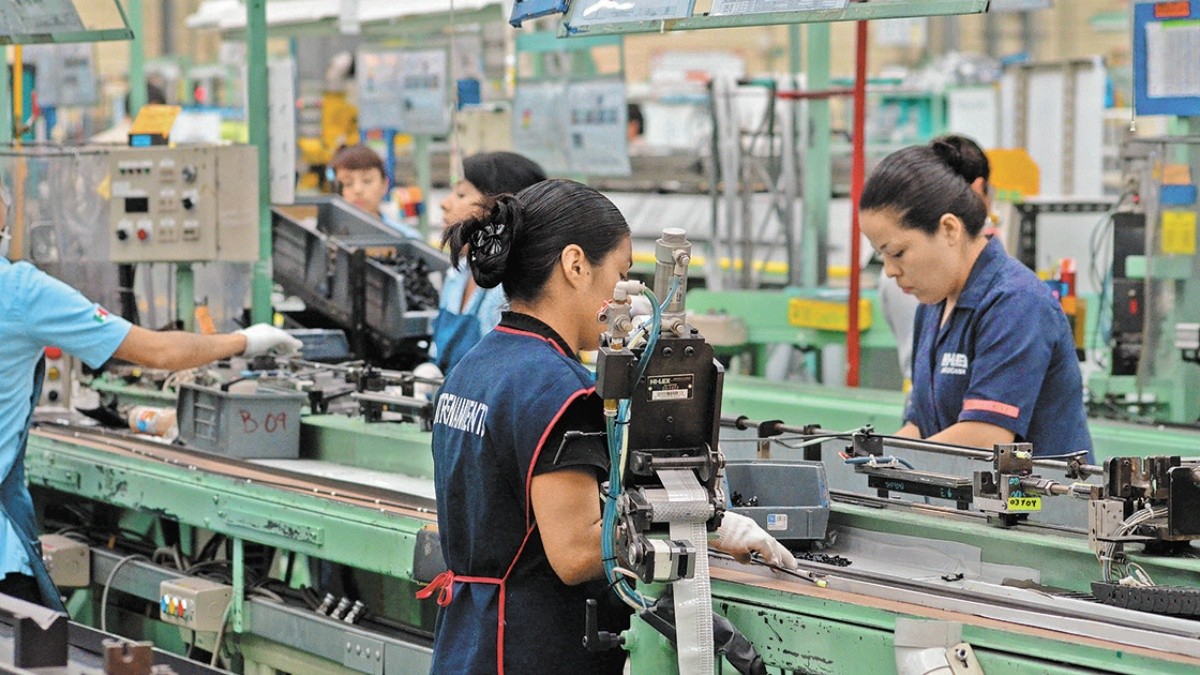 Diputados aprueban jornada laboral de 40 horas