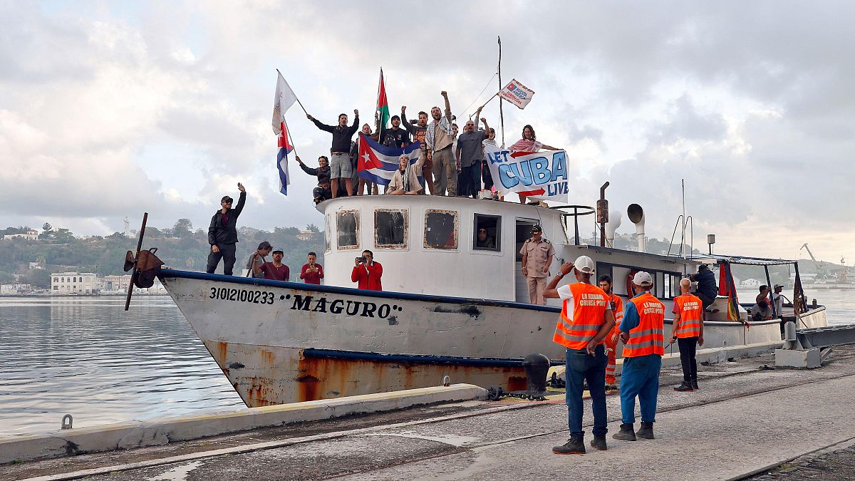 Llega a Cuba el primer barco de la flotilla Nuestra América con ayuda humanitaria de México